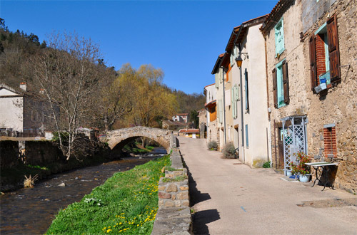 Visite de Blesle, un des plus beaux villages de France