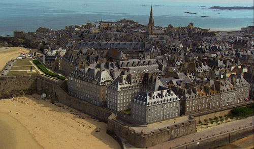 Découvrez la cité portuaire de Saint-Malo